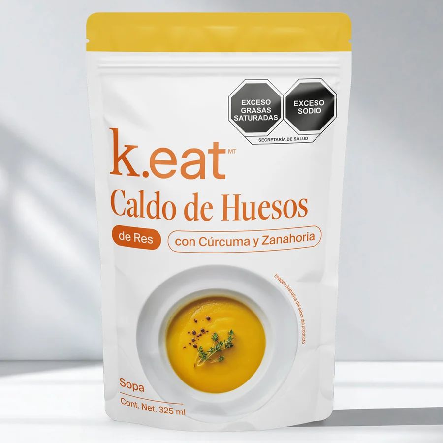 Caldo de Huesos de Res k.eat con cúrcuma y zanahoria